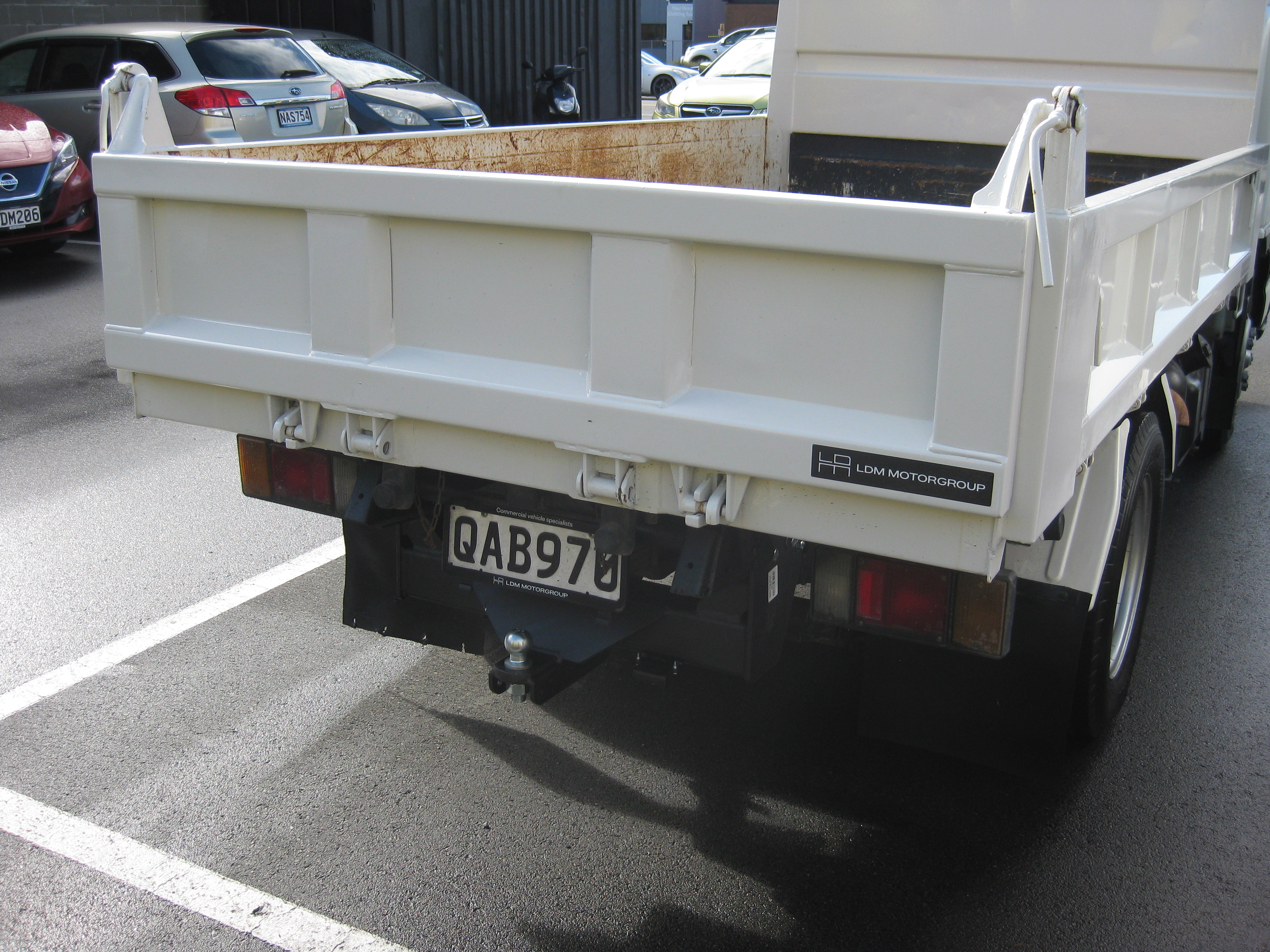 ISUZU ELF TIP TRUCK 2007-CURRENT